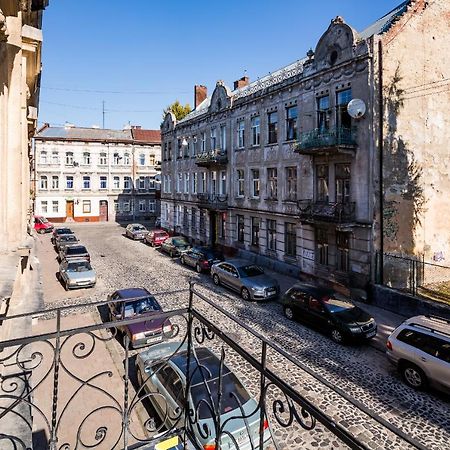 Квартира В Центрі З Дизайнерським Ремонтом Lviv Eksteriør bilde